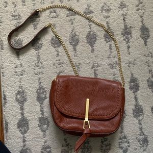 Brown leather / gold chain cross body!